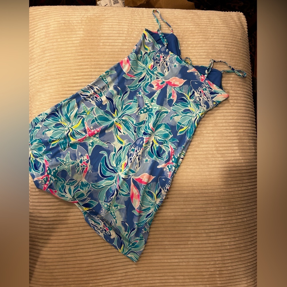 Lily Pulitzer -Swimsuit Top - size Small - Picture 2 of 5
